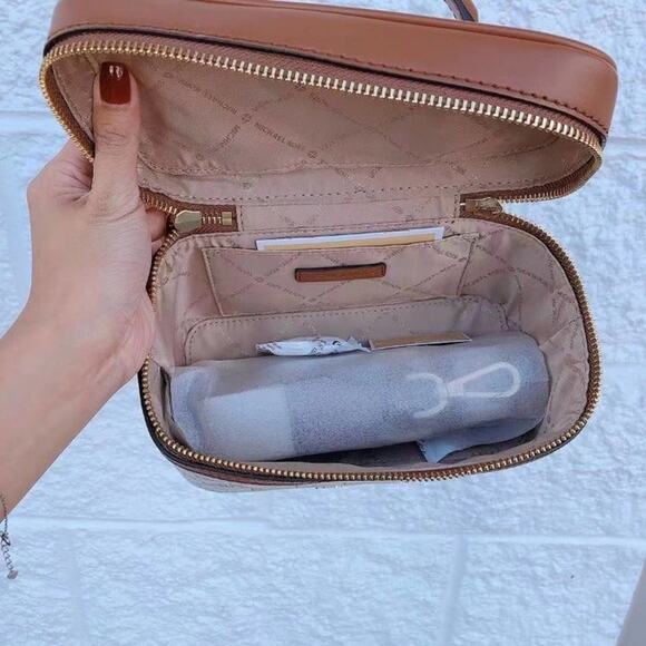 Michael Kors 35S2GTTC6J Jet Set Item Medium Zip Trunk Crossbody In Luggage Multi - Picture 5 of 6